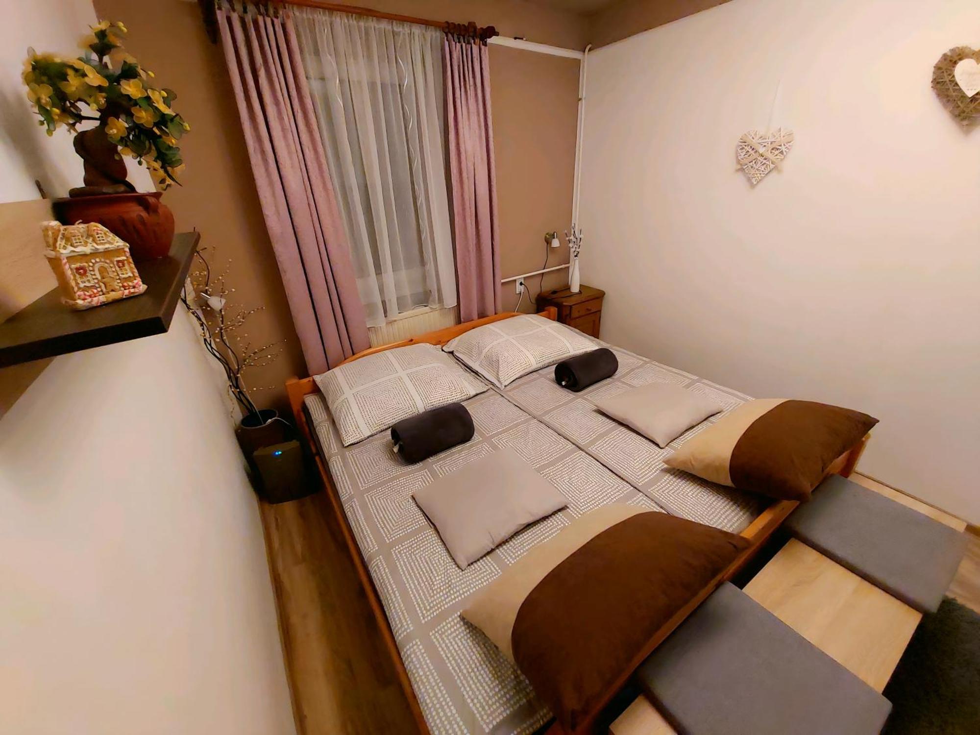 Kata Vendégház Sátoraljaújhely Exterior foto